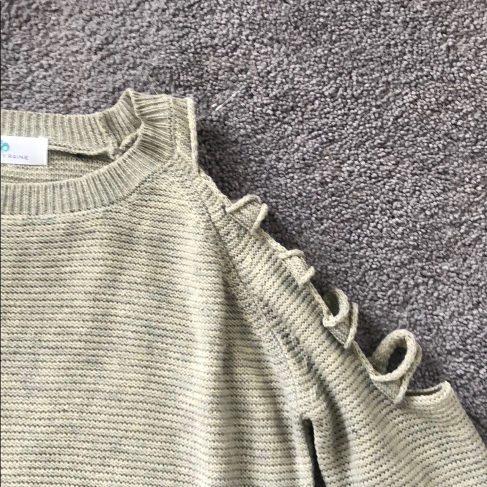 Cut Out Shoulder Sweater in Oatmeal - Picture 5 of 5